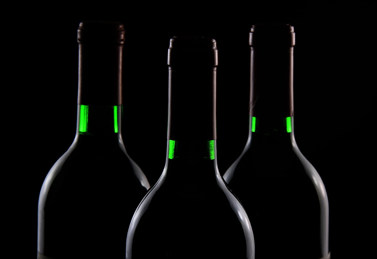 bottles, beverage, wine-50573.jpg